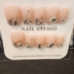 Press-On Nails - Blush with Silver Accents